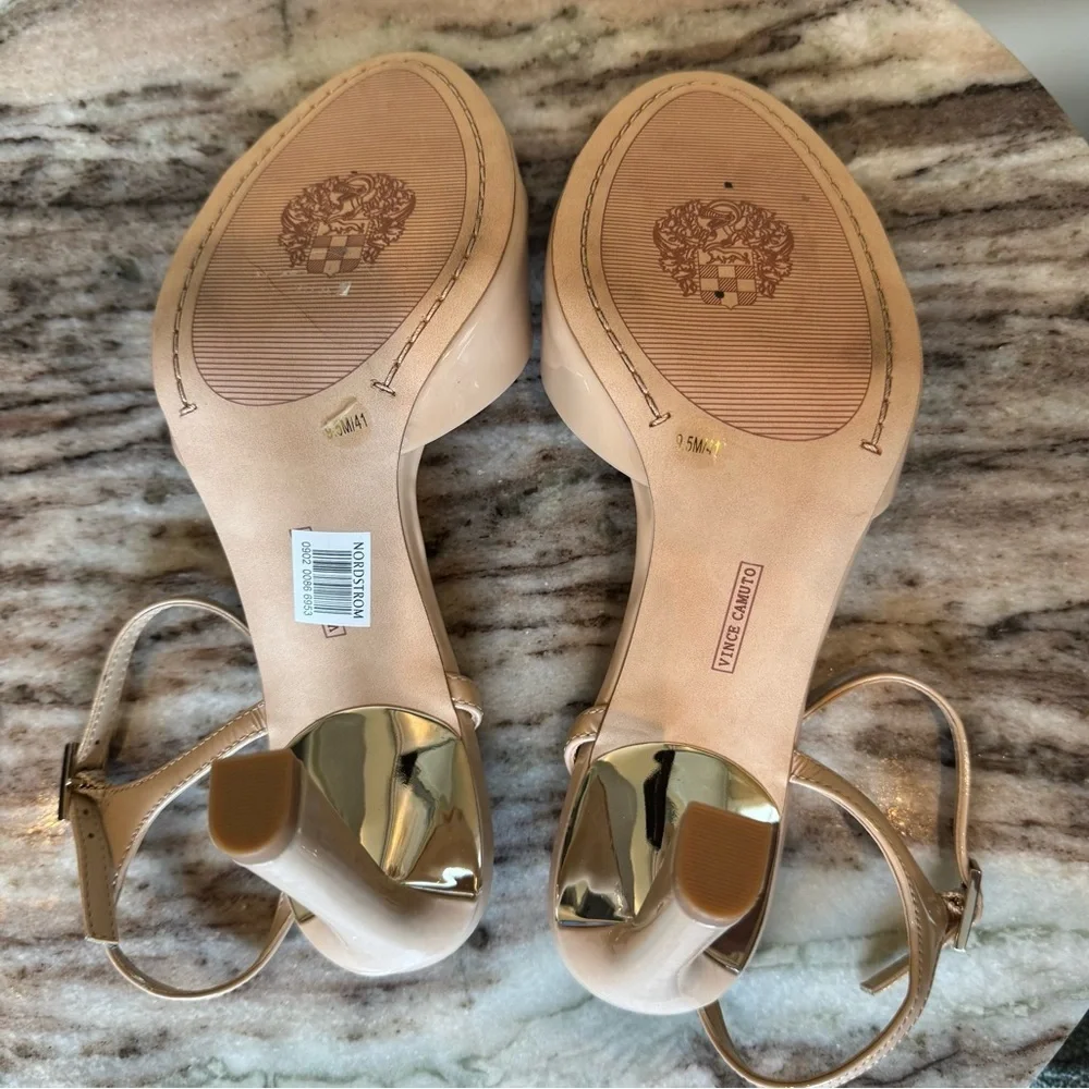Vince Camuto Laliah Patent Leather Ankle Strap Sandal Size 9.5